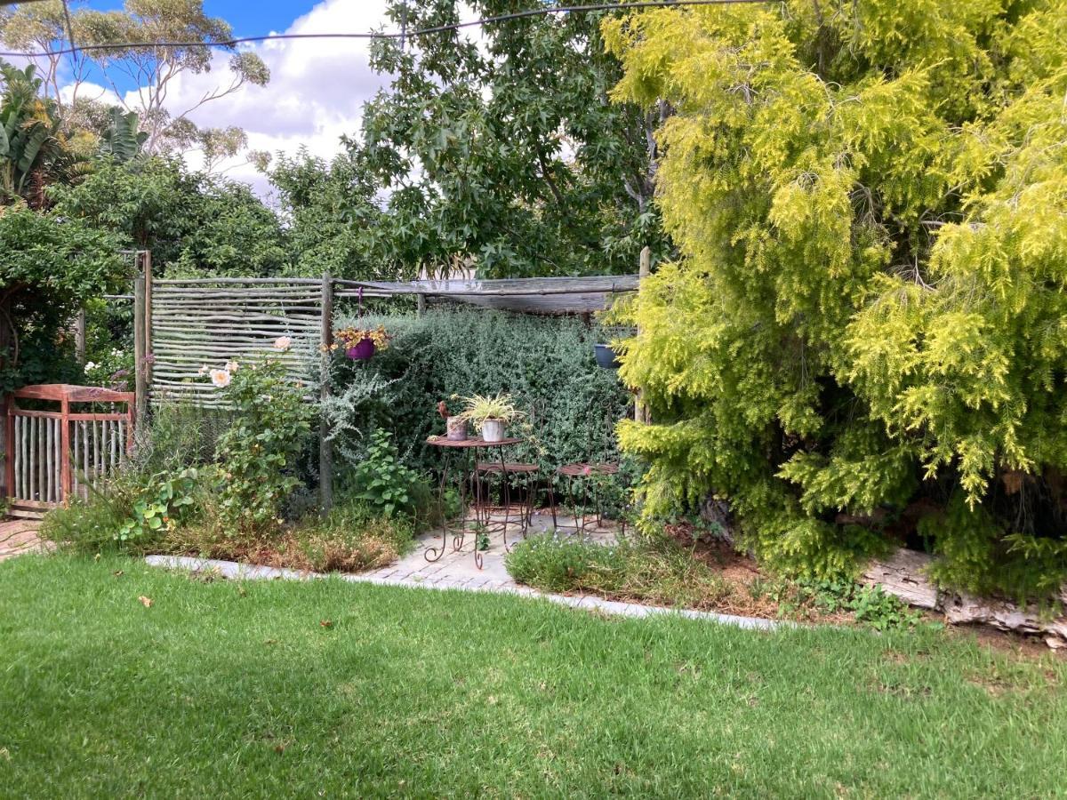 Carneddie Cottage - Main Bredasdorp Exterior photo